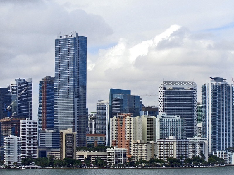 Miami: ¡todavía una ciudad en auge o tetona!