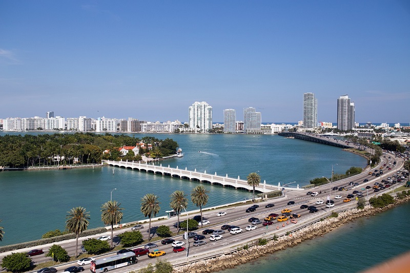 Colombia vuelve a ser el principal país en busca de bienes raíces en Miami