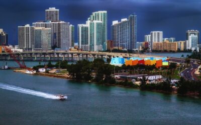 7 cosas a considerar al comprar una casa frente al mar en Miami